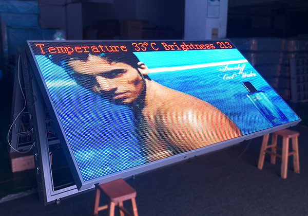 outdoor led advertising display