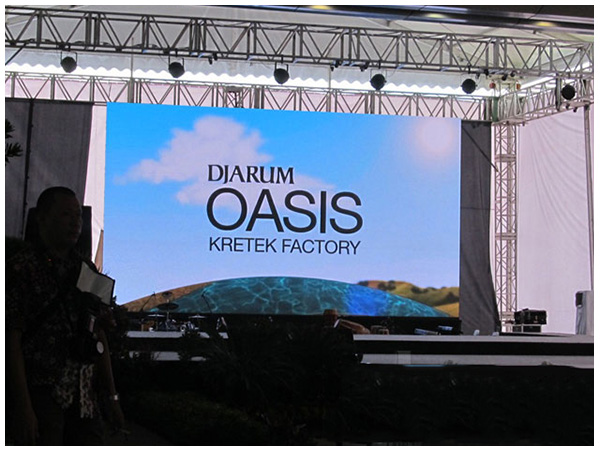 Giant LED Screen for Advertising