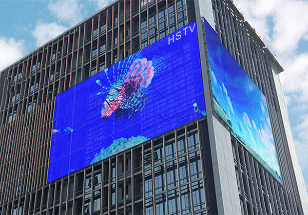 optokingdom Compare with traditional led screen on roof 