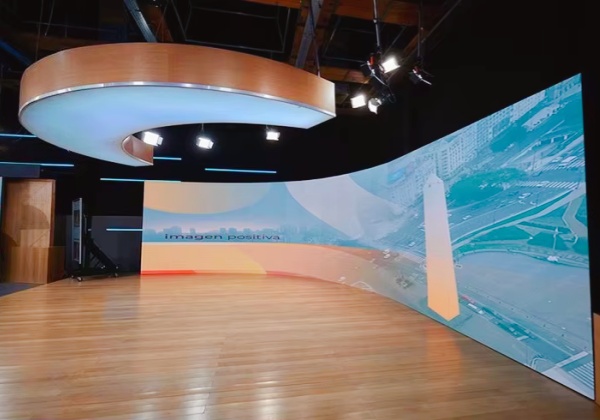 Giant LED Screen for Advertising