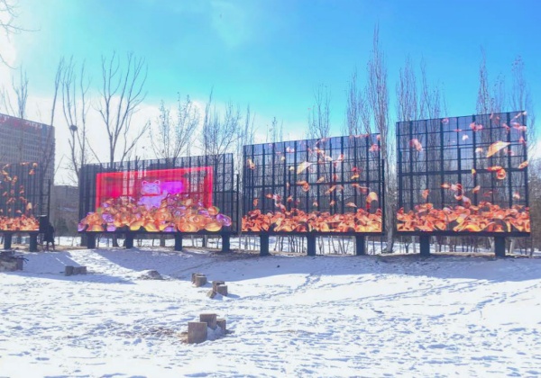 optokingdom Compare with traditional led screen on roof 